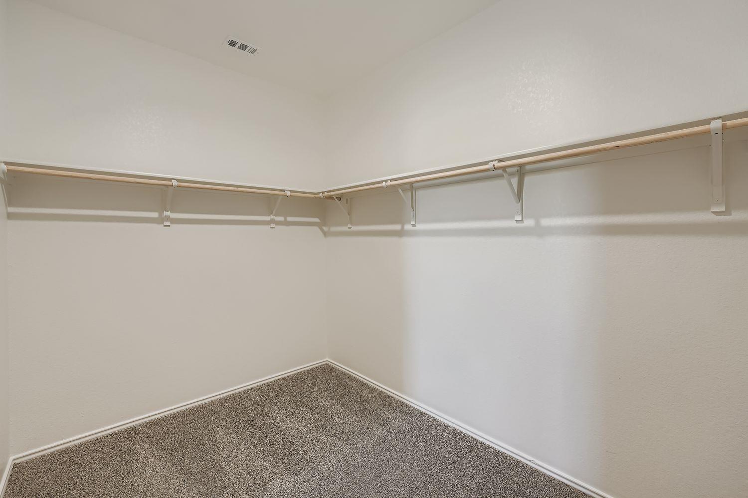 12112 Douglas Fir Cir, Mustang Ridge, TX 78610