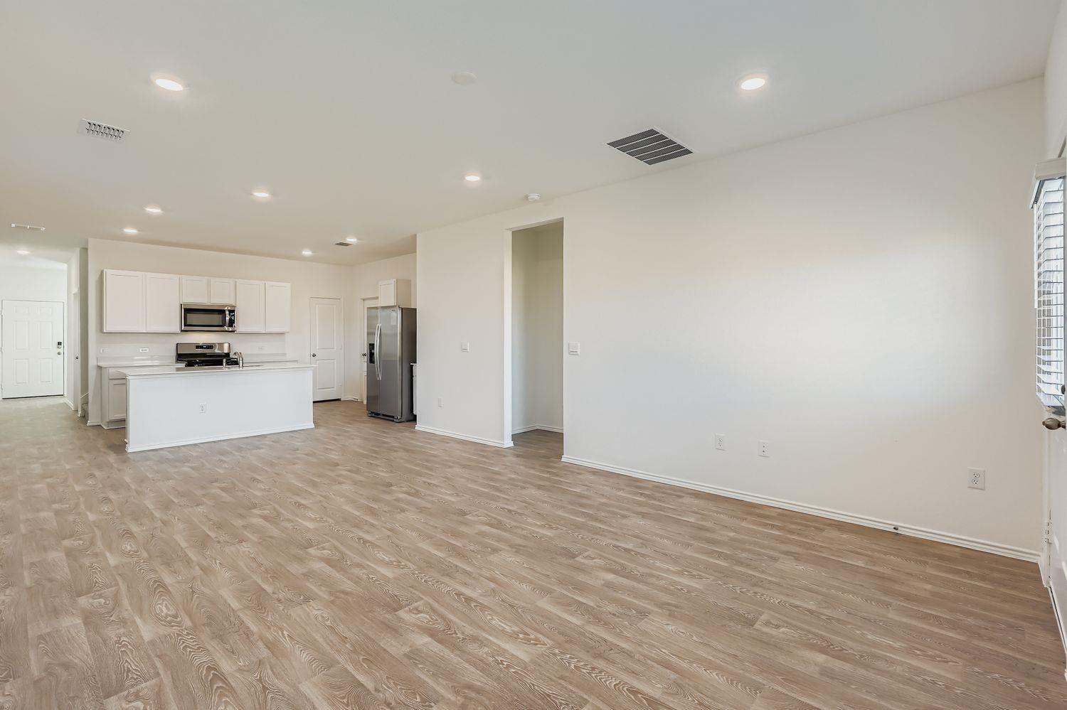 12112 Douglas Fir Cir, Mustang Ridge, TX 78610