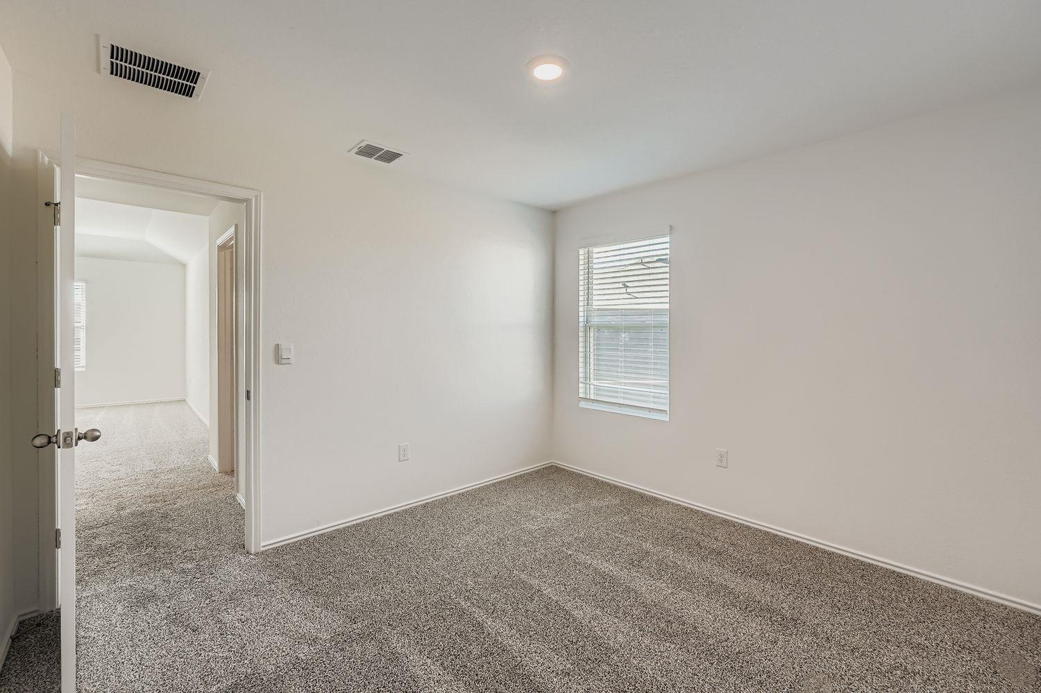 12112 Douglas Fir Cir, Mustang Ridge, TX 78610