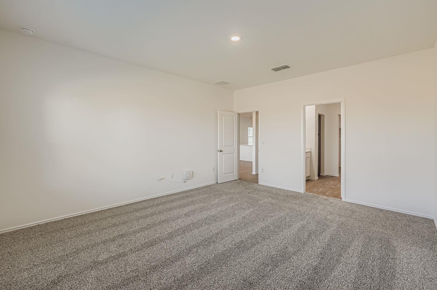 12112 Douglas Fir Cir, Mustang Ridge, TX 78610