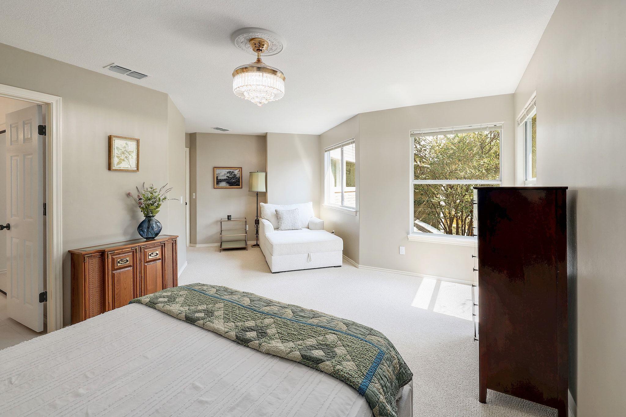 9627 Copper Creek Dr, Austin, TX 78729