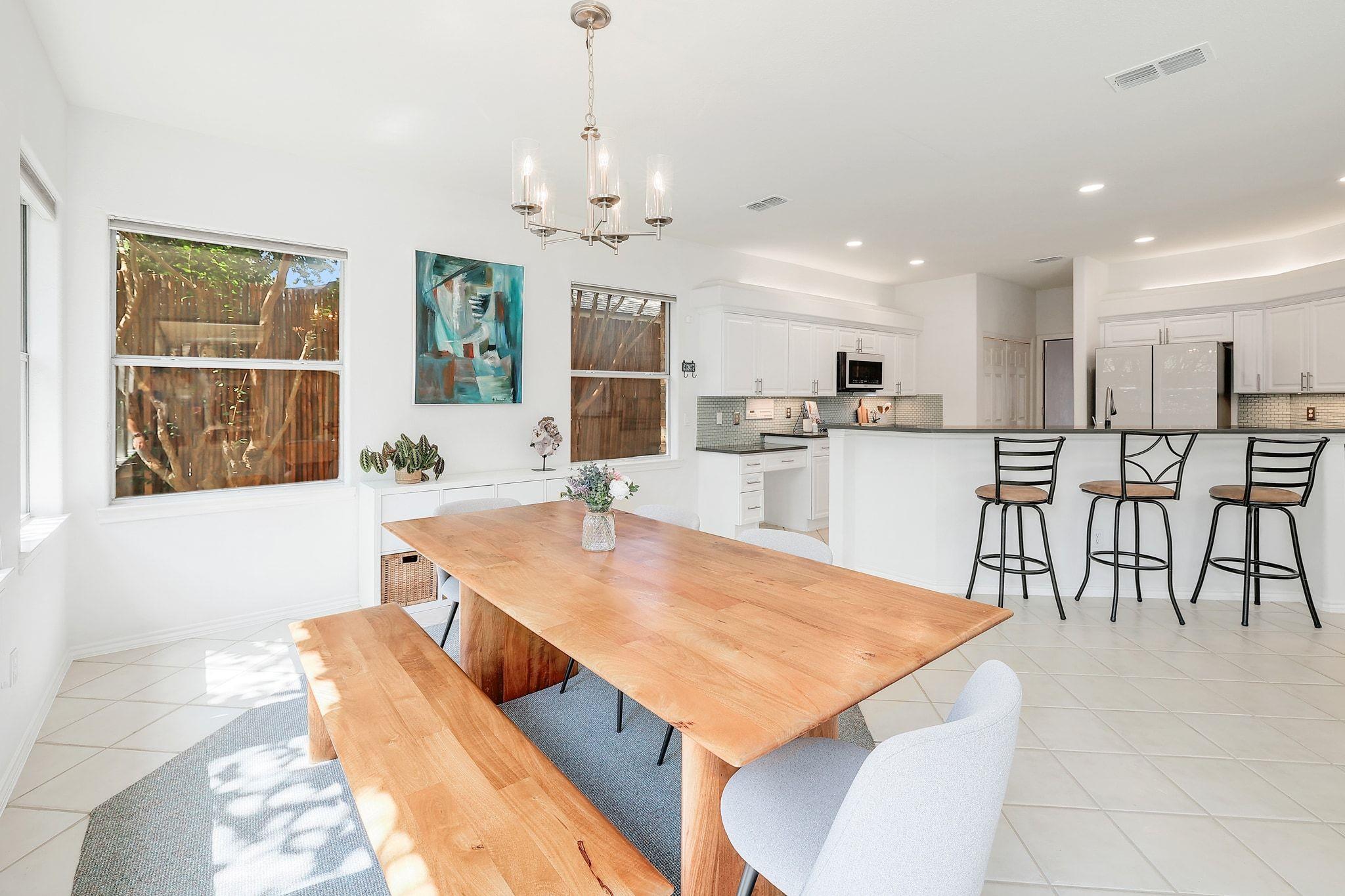 9627 Copper Creek Dr, Austin, TX 78729