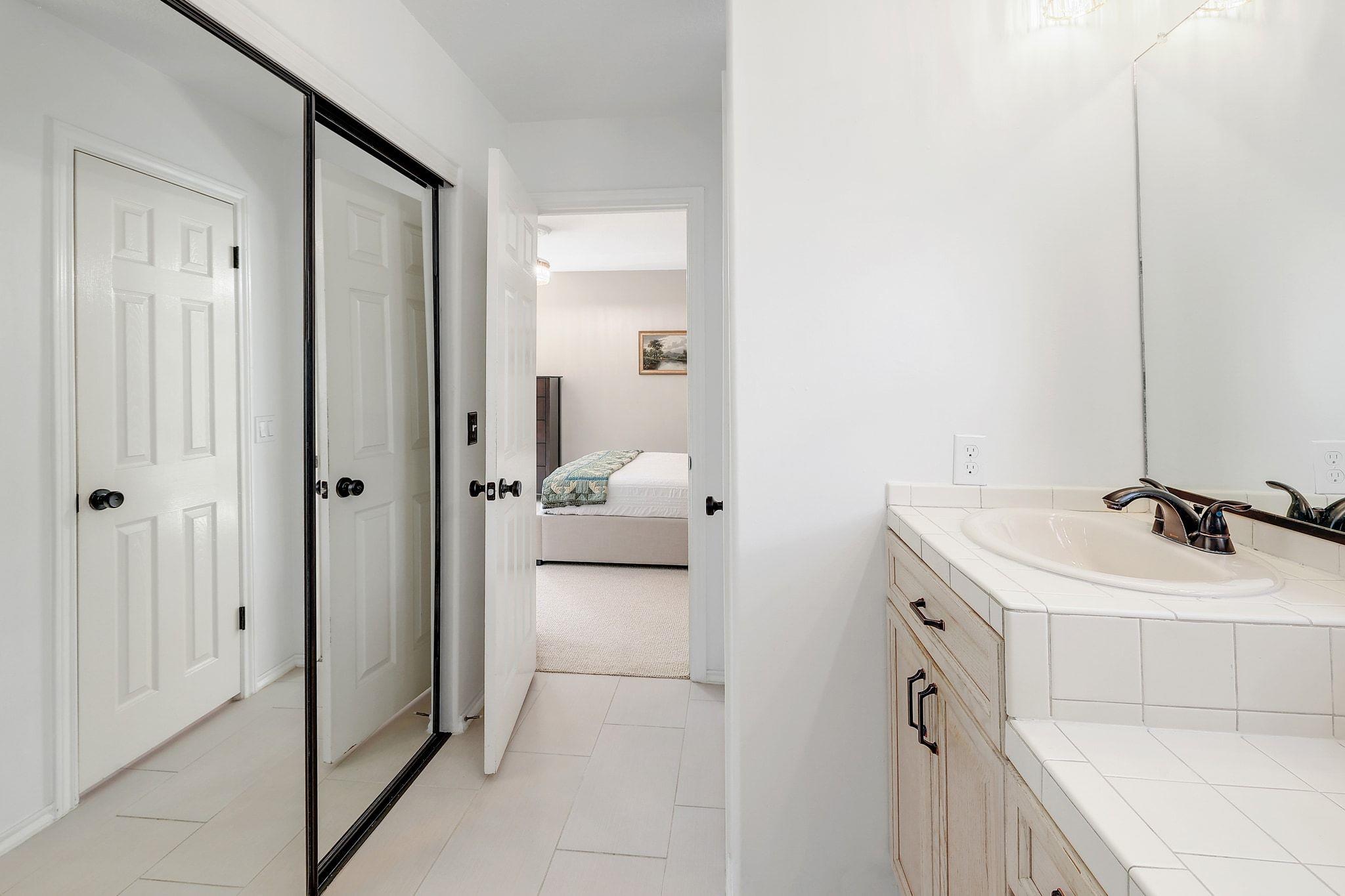 9627 Copper Creek Dr, Austin, TX 78729