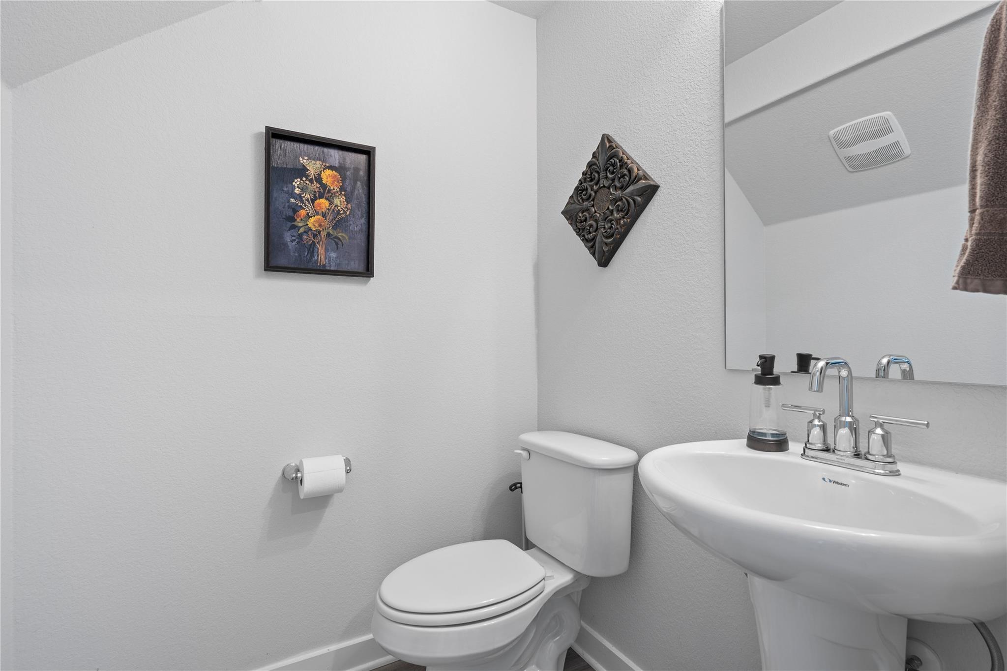 660 Pheasant Hill Dr, Georgetown, TX 78628