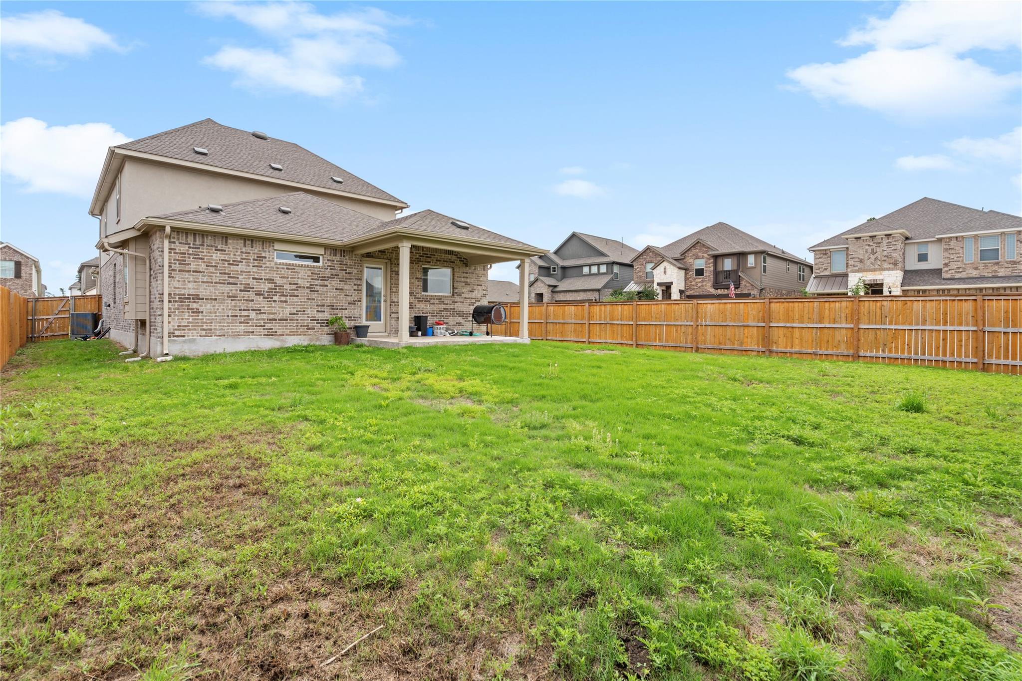660 Pheasant Hill Dr, Georgetown, TX 78628