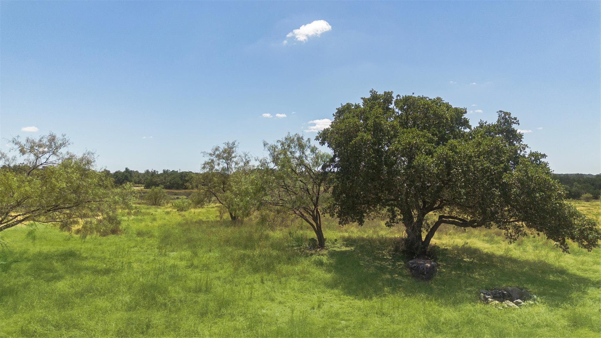 2965 Old Marble Falls Rd, Blanco, TX 78663