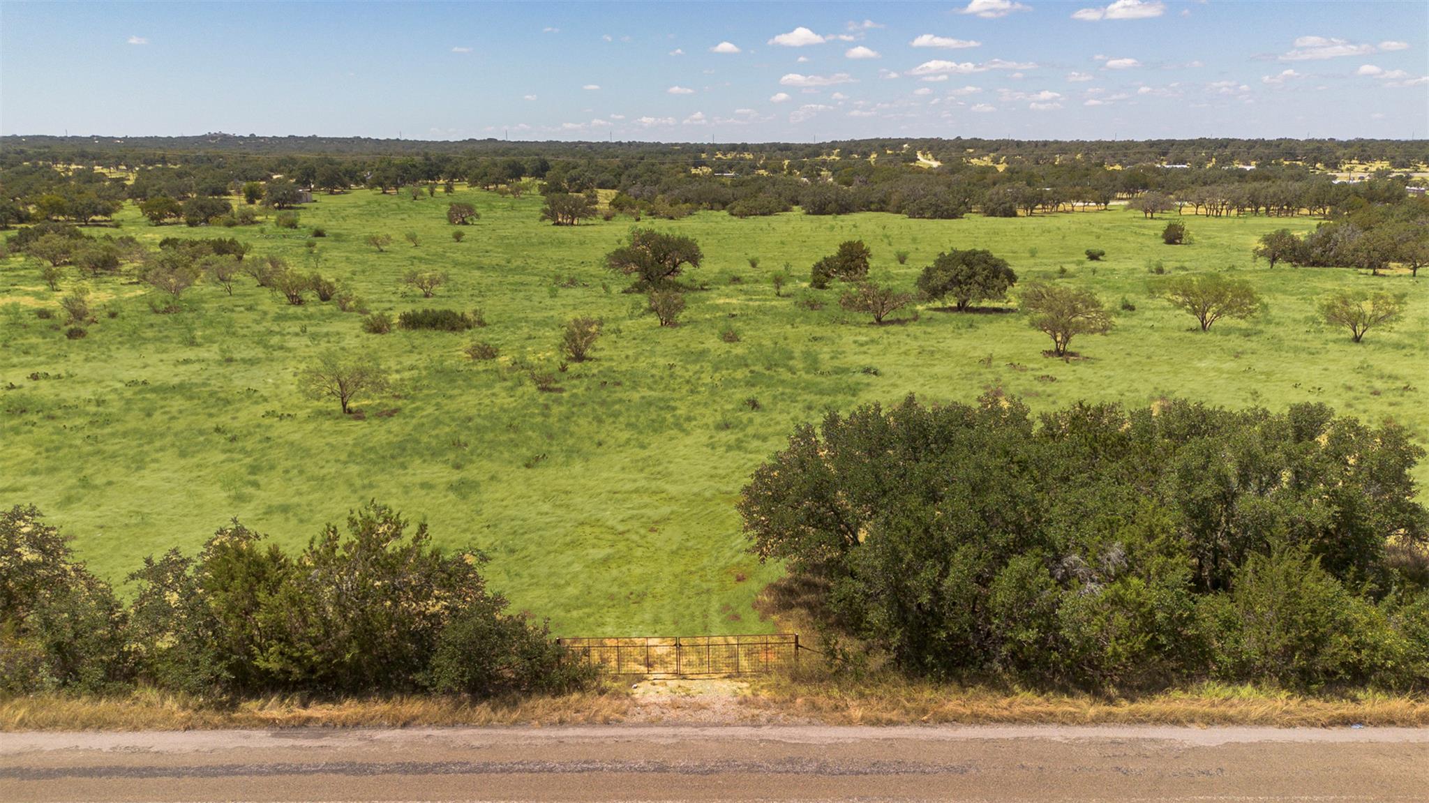 2965 Old Marble Falls Rd, Blanco, TX 78663