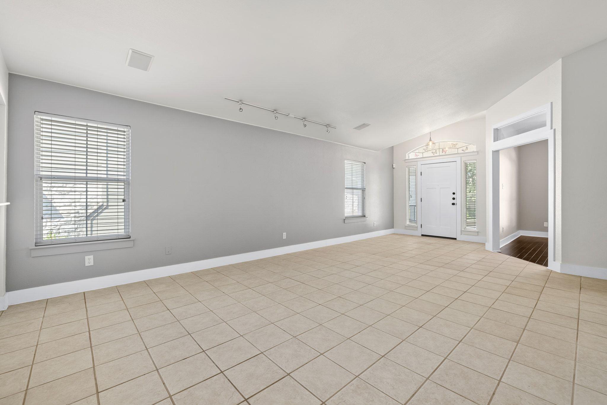 9324 Muskberry Cv, Austin, TX 78717