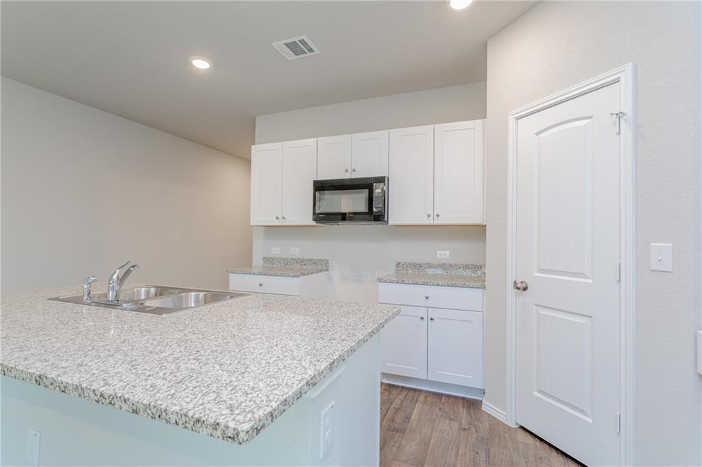 13525 Brahmin Dr, Austin, TX 78724