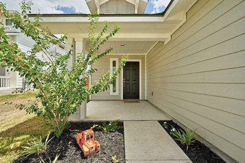 155 Lyndon Dr, San Marcos, TX 78666