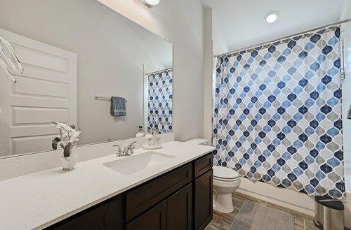 155 Lyndon Dr, San Marcos, TX 78666