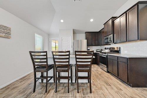 155 Lyndon Dr, San Marcos, TX 78666