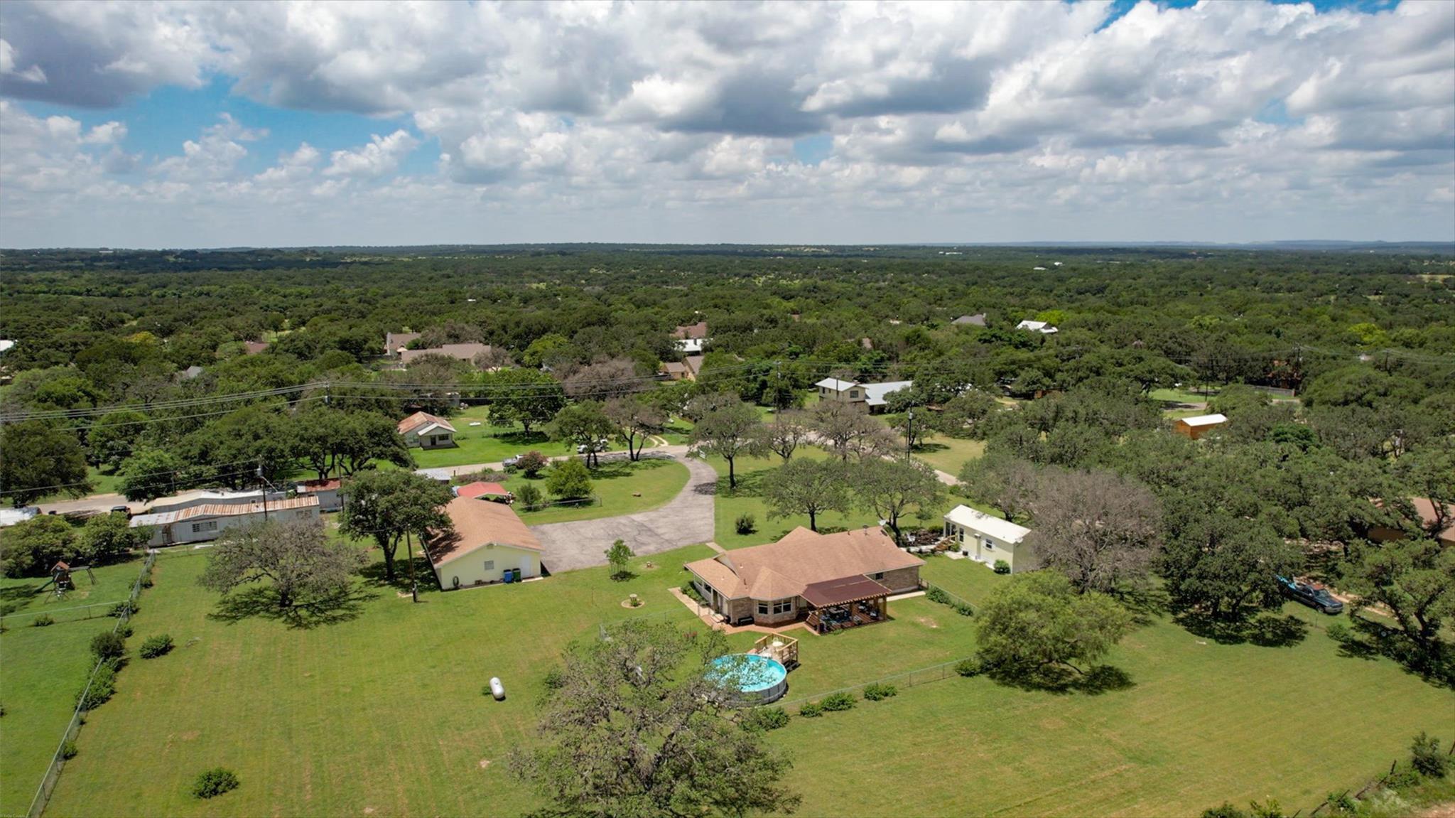 504 N Avenue N, Johnson City, TX 78636