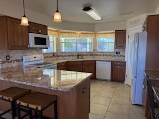 504 N Avenue N, Johnson City, TX 78636