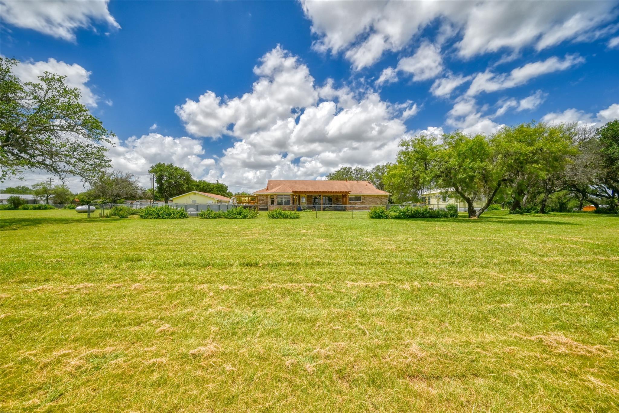 504 N Avenue N, Johnson City, TX 78636