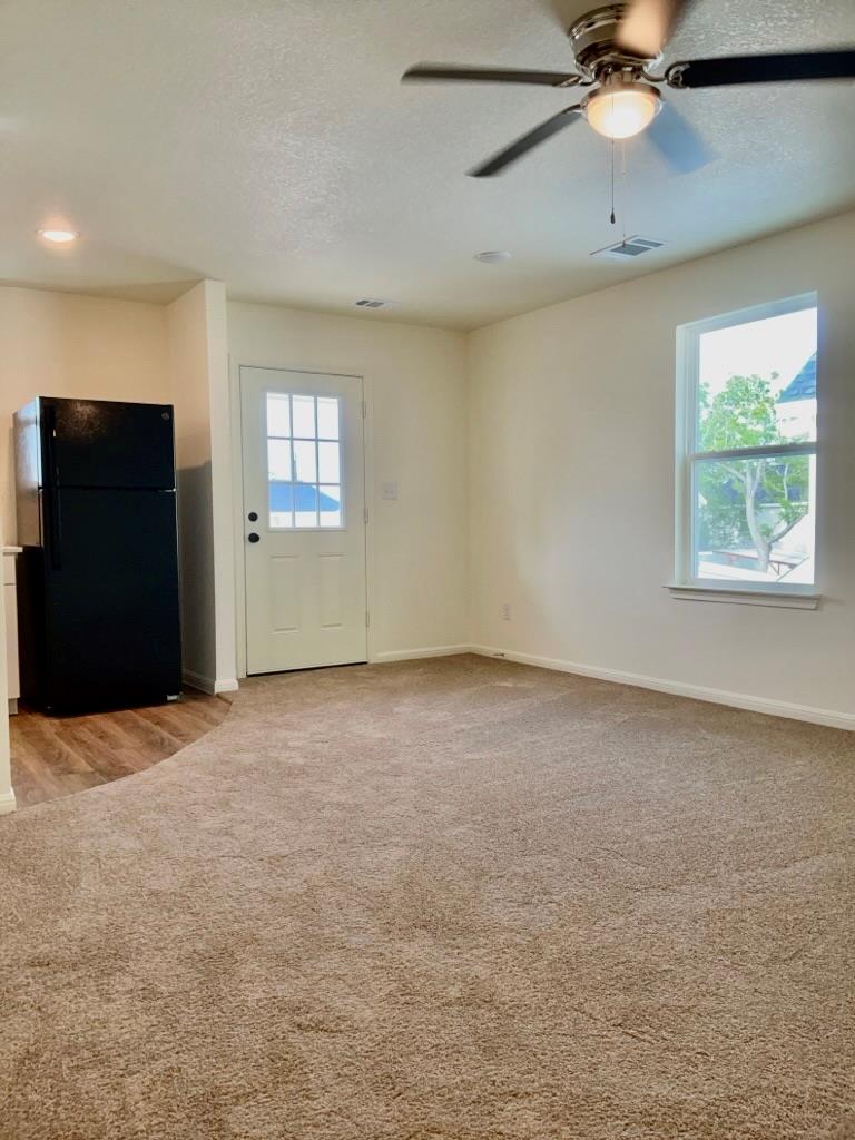 2002 W 2nd St # 802, Taylor, TX 76574