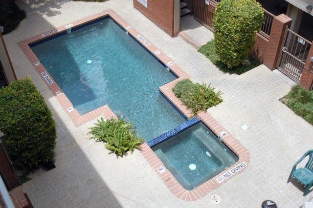 106 E 30th St # 307, Austin, TX 78705