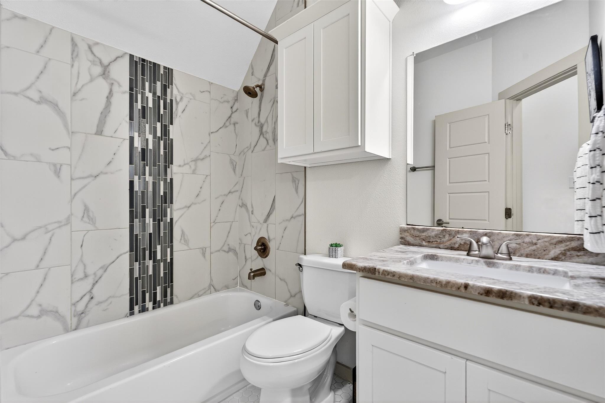 201 Hanauma Dr, Bastrop, TX 78602