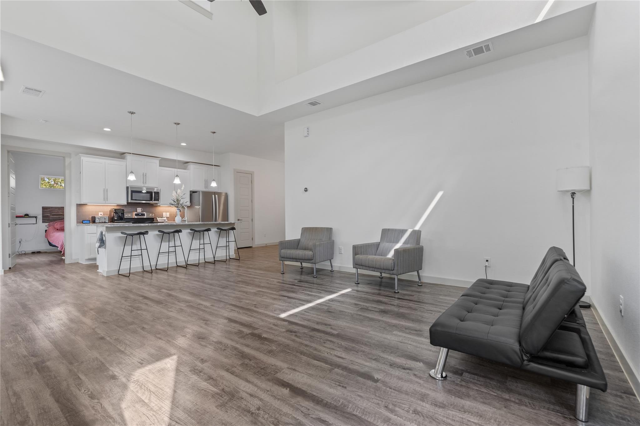 201 Hanauma Dr, Bastrop, TX 78602