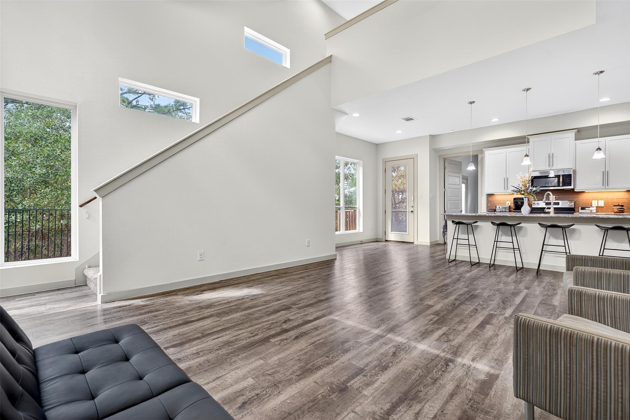 201 Hanauma Dr, Bastrop, TX 78602