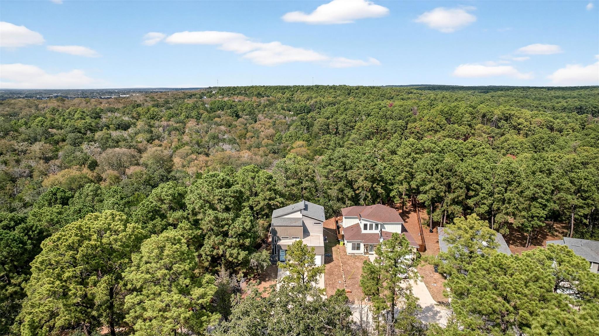 201 Hanauma Dr, Bastrop, TX 78602