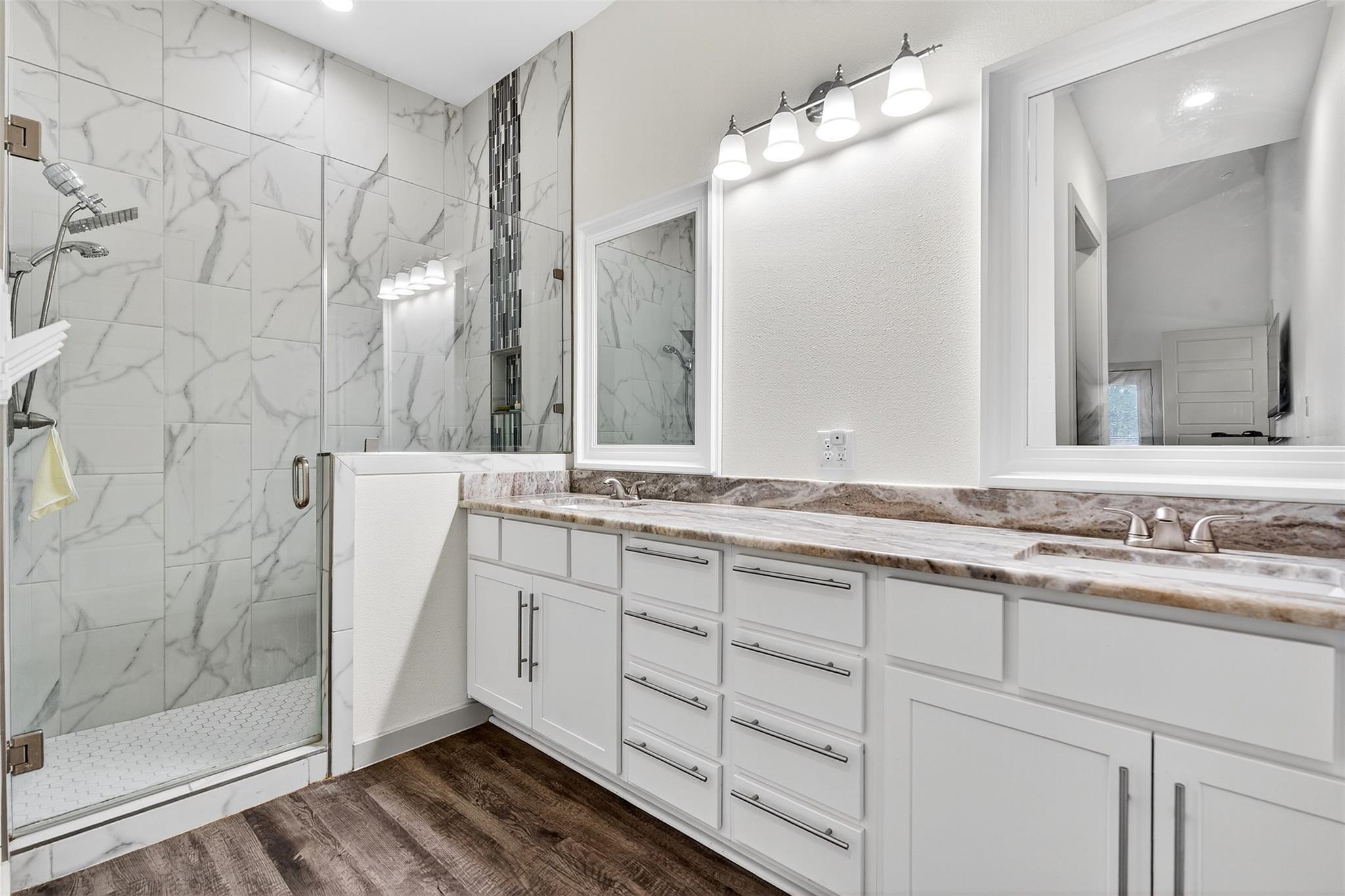 201 Hanauma Dr, Bastrop, TX 78602