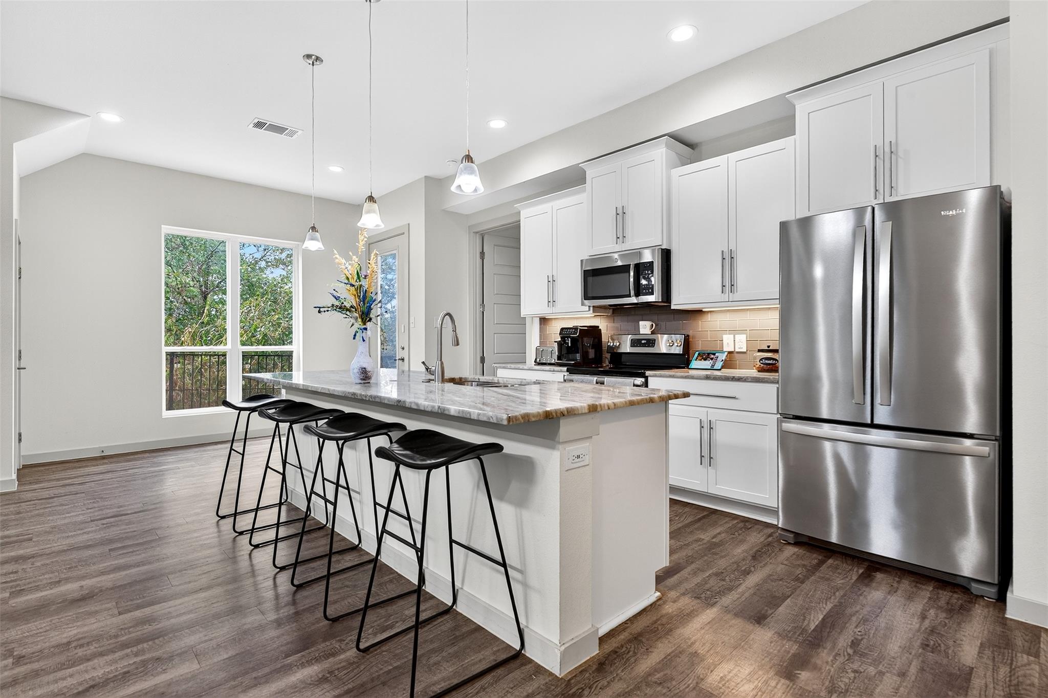 201 Hanauma Dr, Bastrop, TX 78602