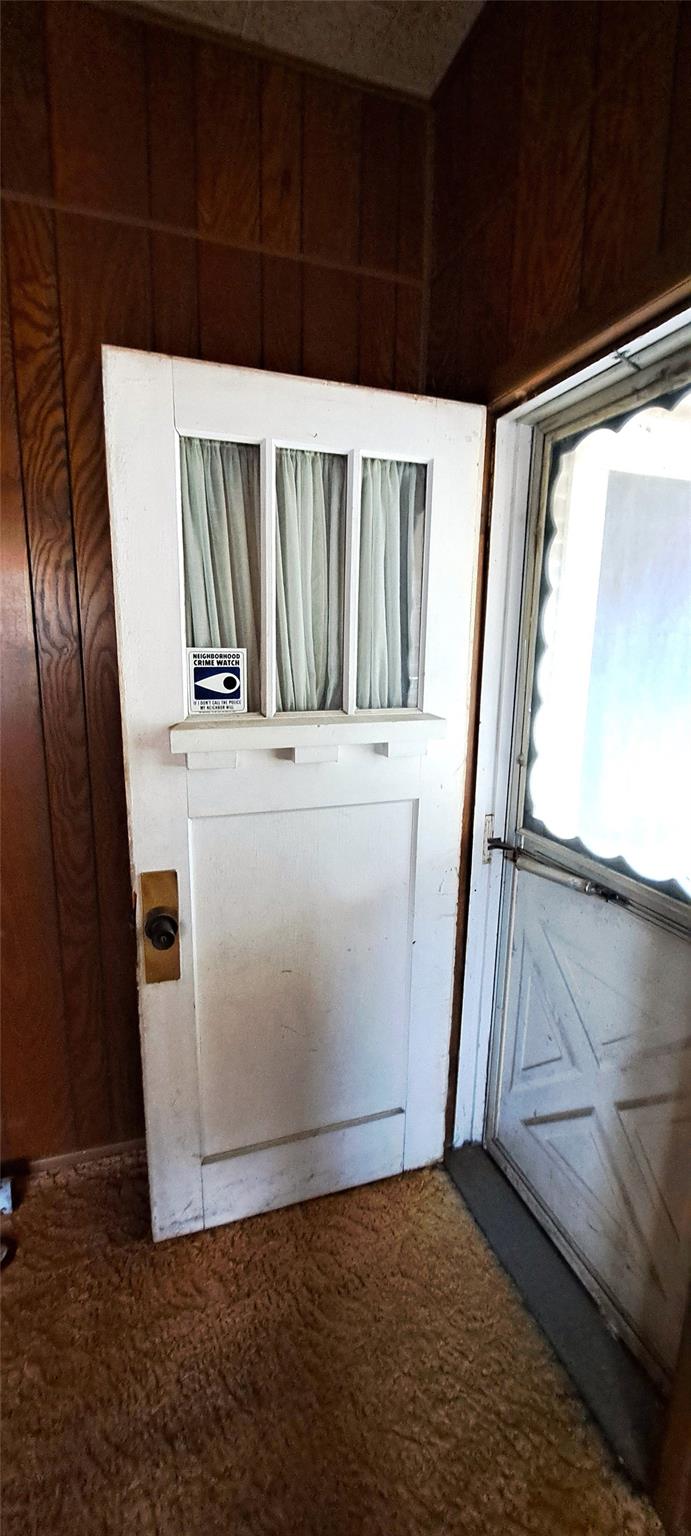 507 Sloan St, Taylor, TX 76574