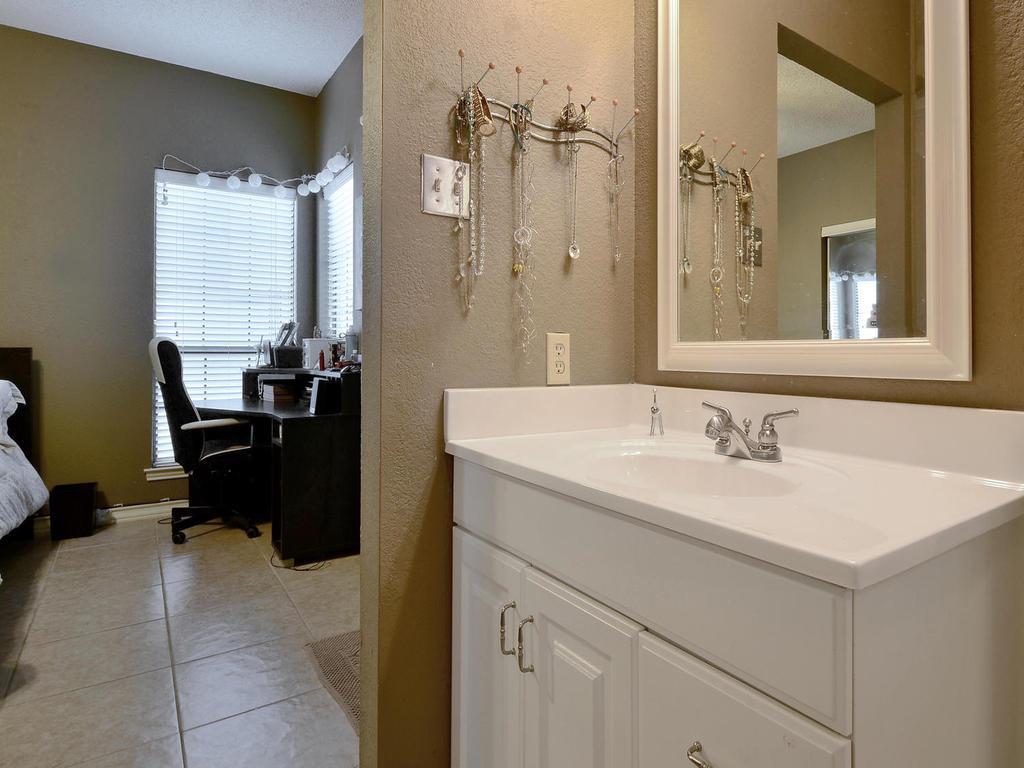 3001 Cedar St # 117, Austin, TX 78705