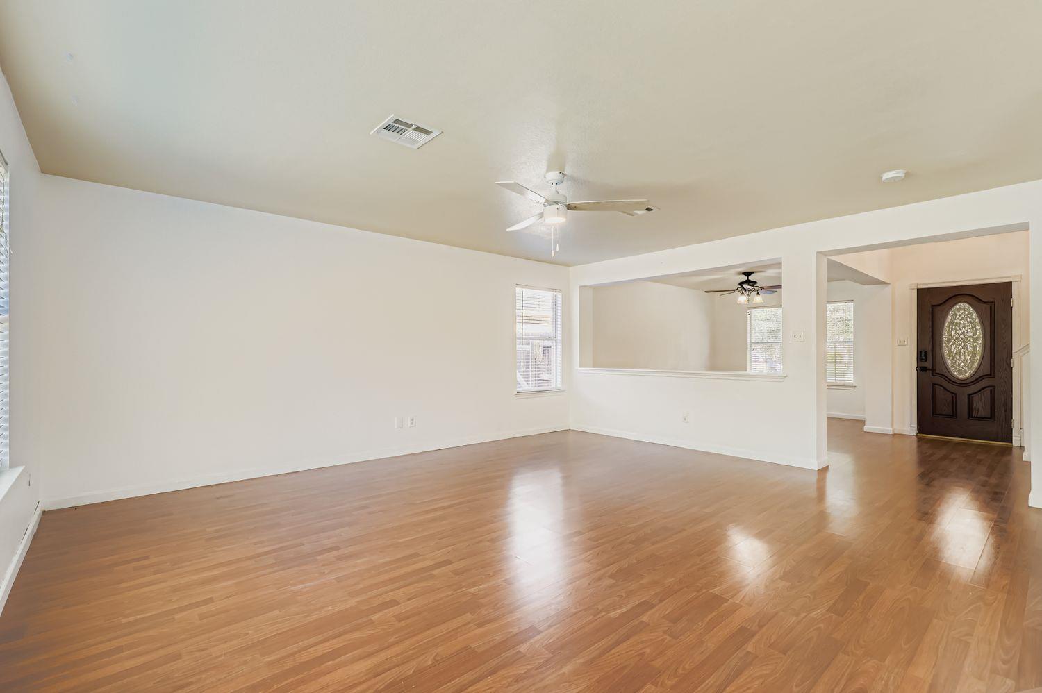 411 Meadow Park Dr, Georgetown, TX 78626