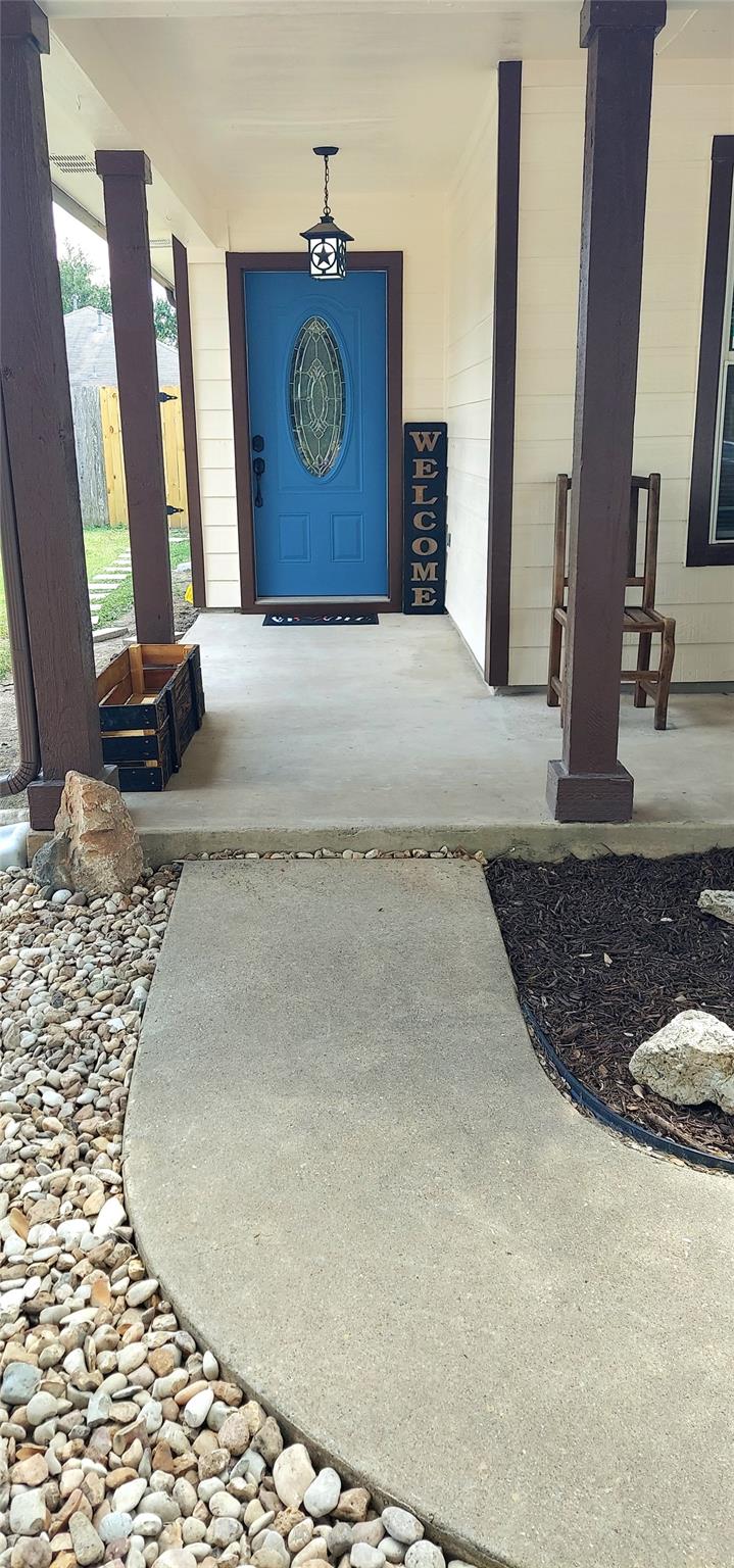 17609 Soapberry Cv, Elgin, TX 78621