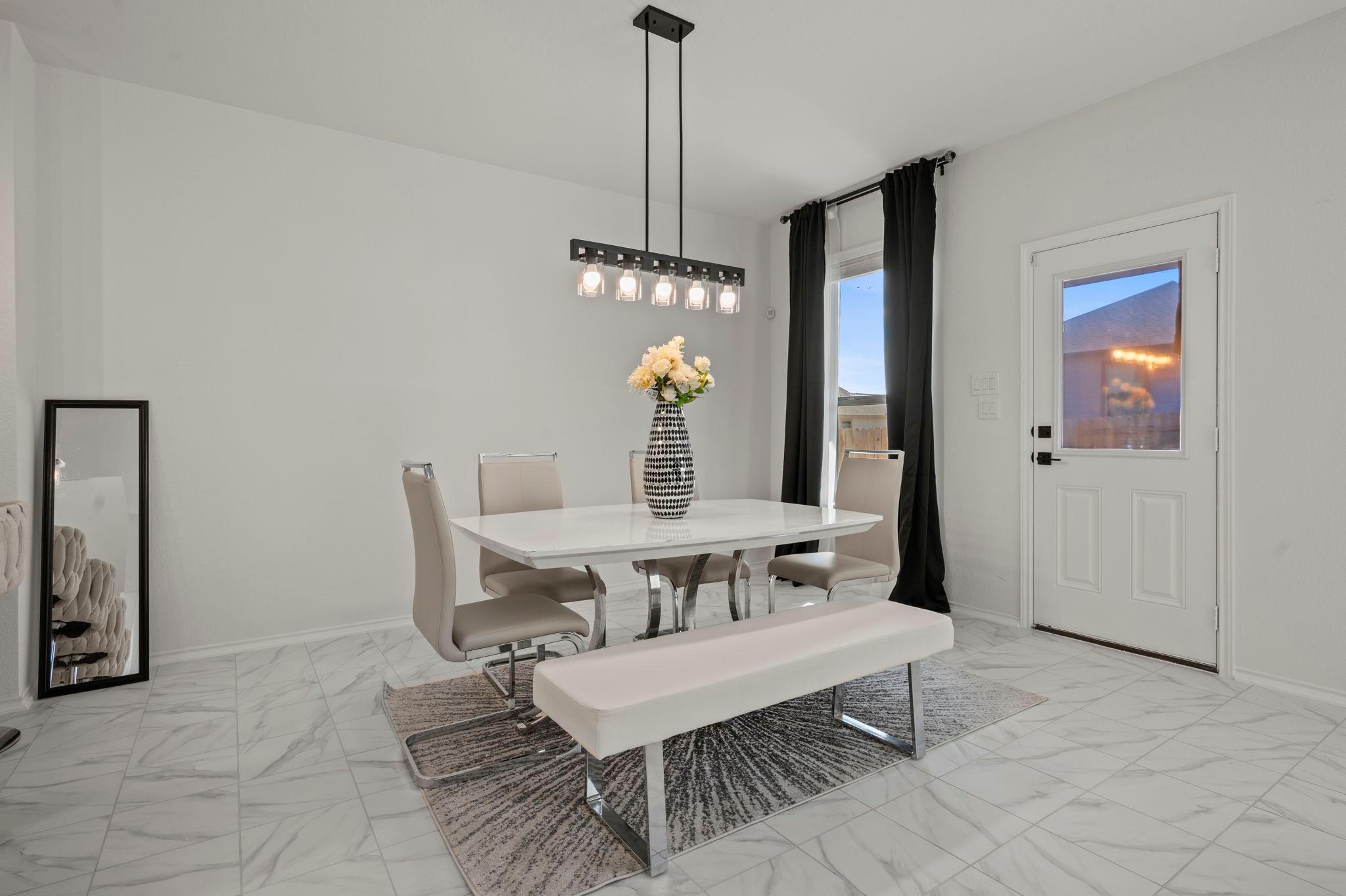 232 Robert Hightower Dr, Jarrell, TX 76537