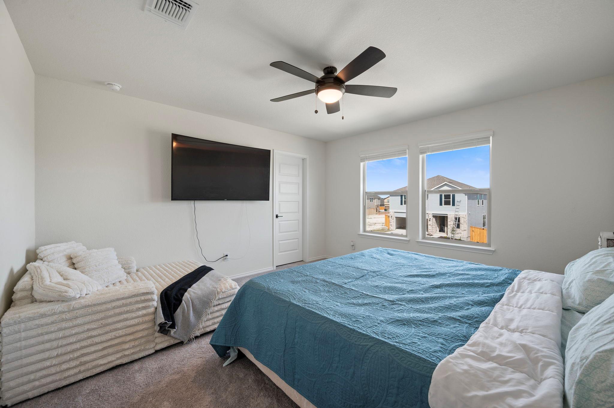 232 Robert Hightower Dr, Jarrell, TX 76537