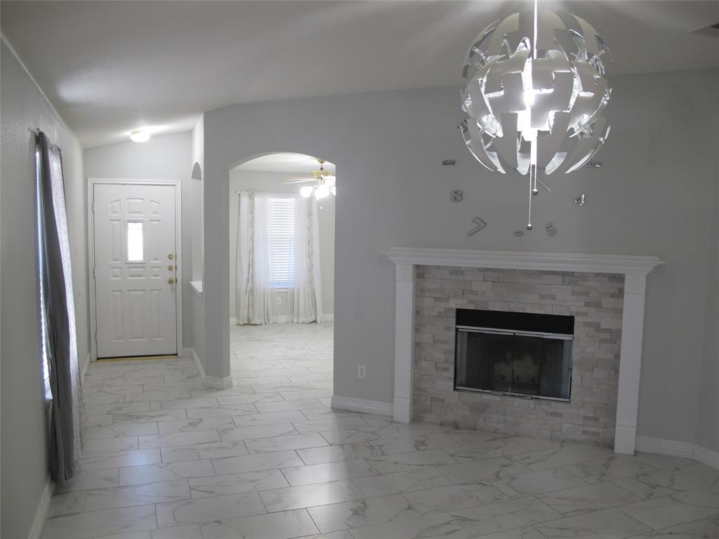 3401 Pioneer Crossing Dr, Round Rock, TX 78665