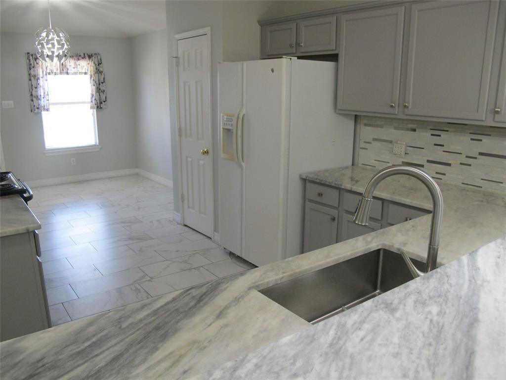 3401 Pioneer Crossing Dr, Round Rock, TX 78665