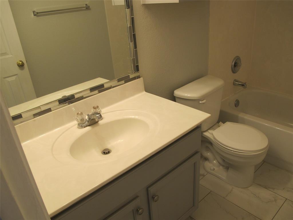 3401 Pioneer Crossing Dr, Round Rock, TX 78665