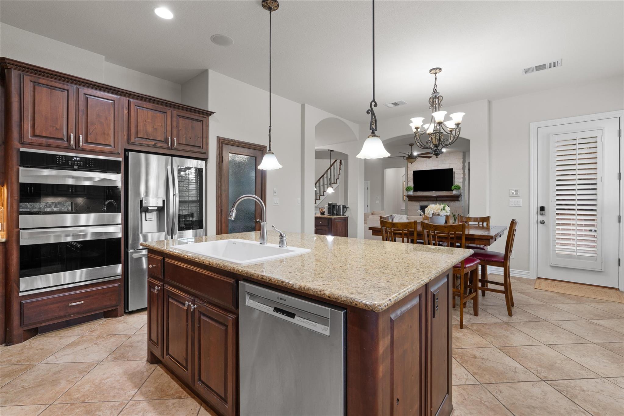 1515 Shinnecock Hills Dr, Georgetown, TX 78628