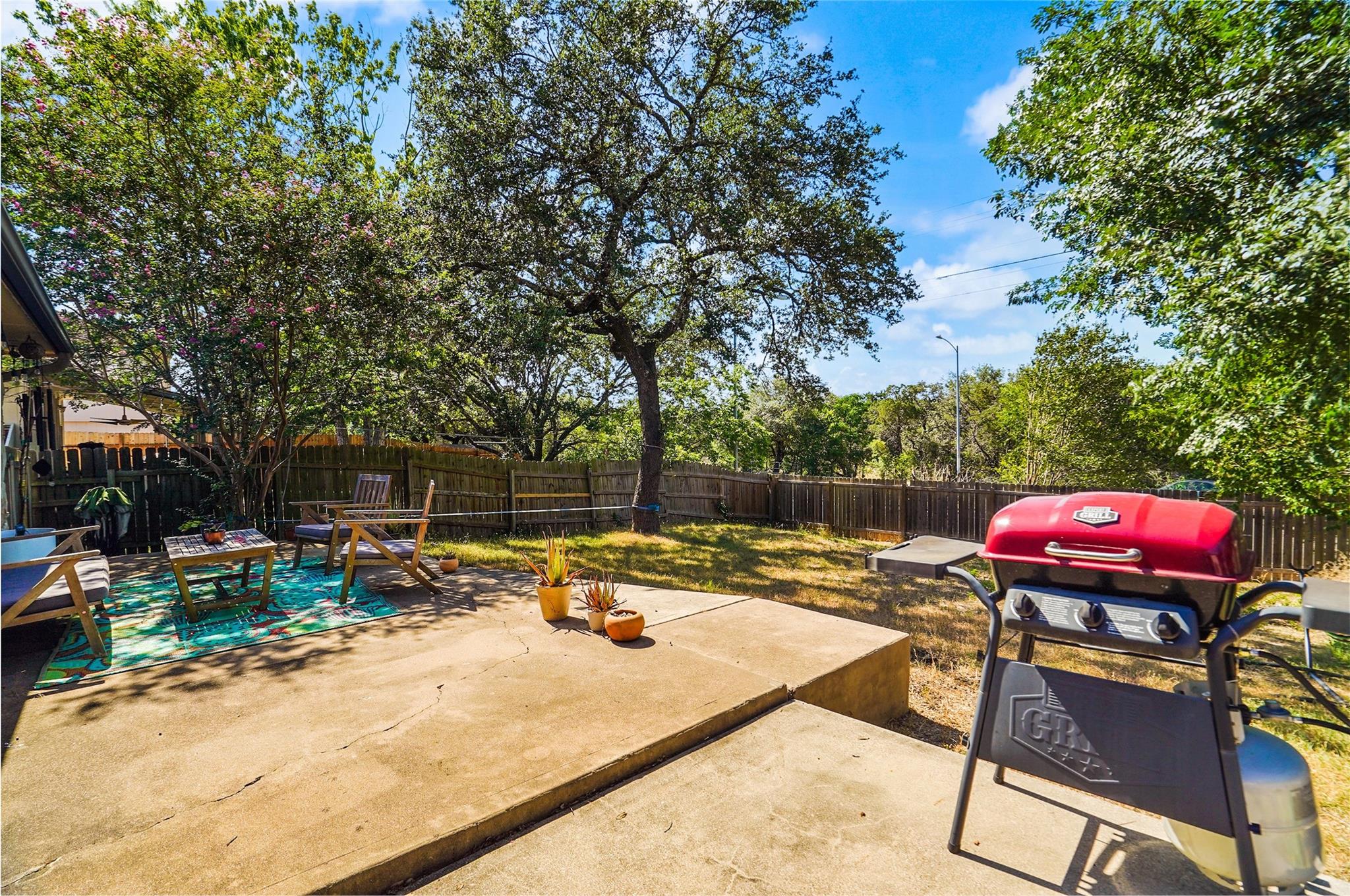 1422 Wheatfall Ln, Austin, TX 78748