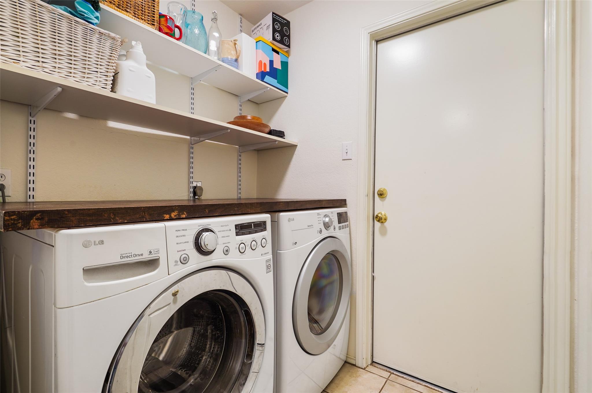 1422 Wheatfall Ln, Austin, TX 78748