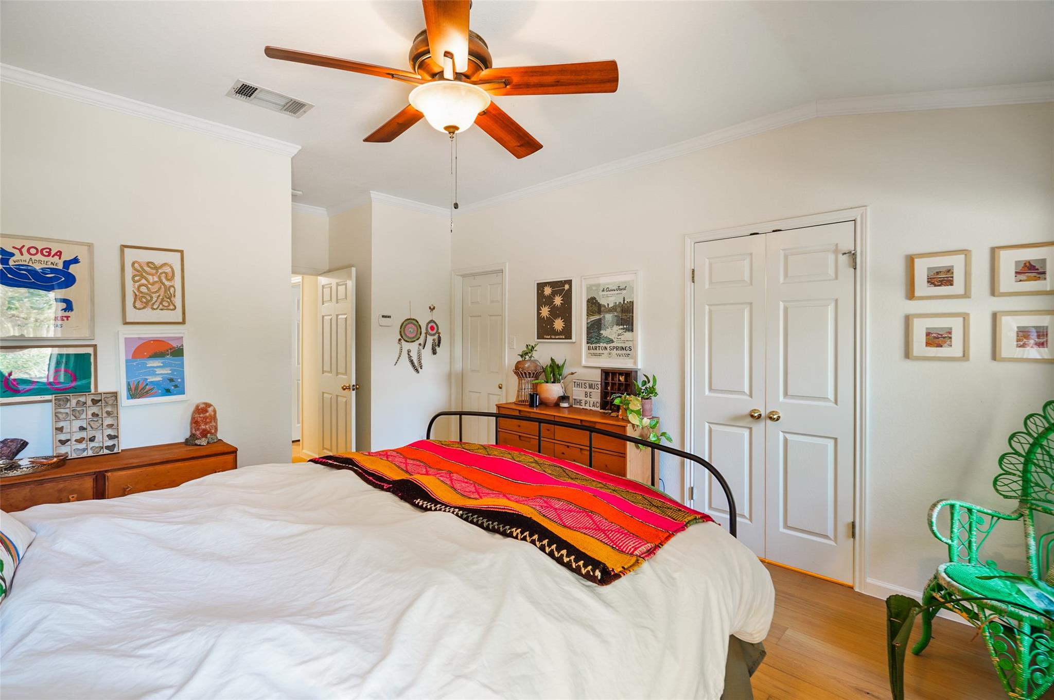 1422 Wheatfall Ln, Austin, TX 78748