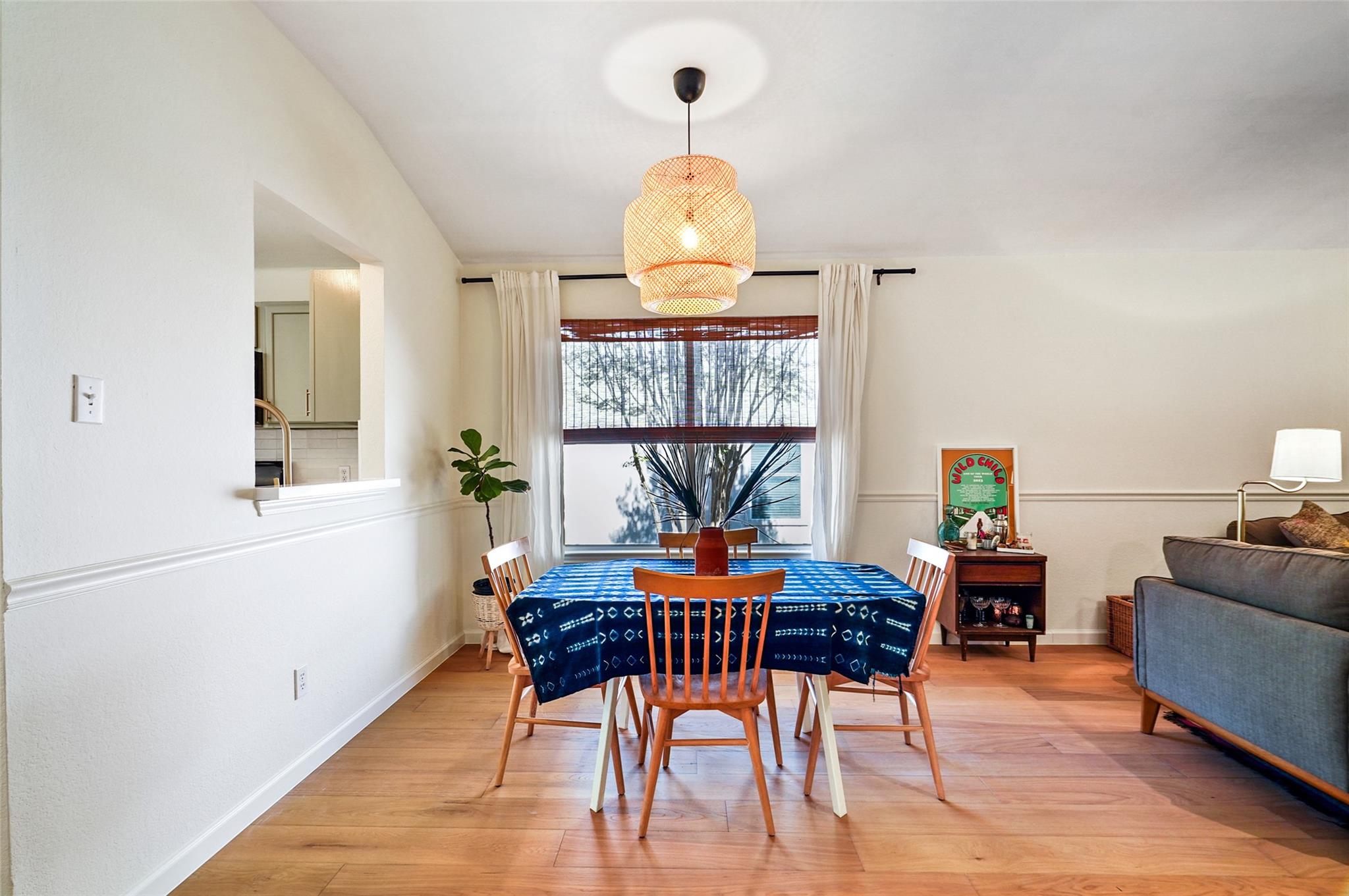 1422 Wheatfall Ln, Austin, TX 78748