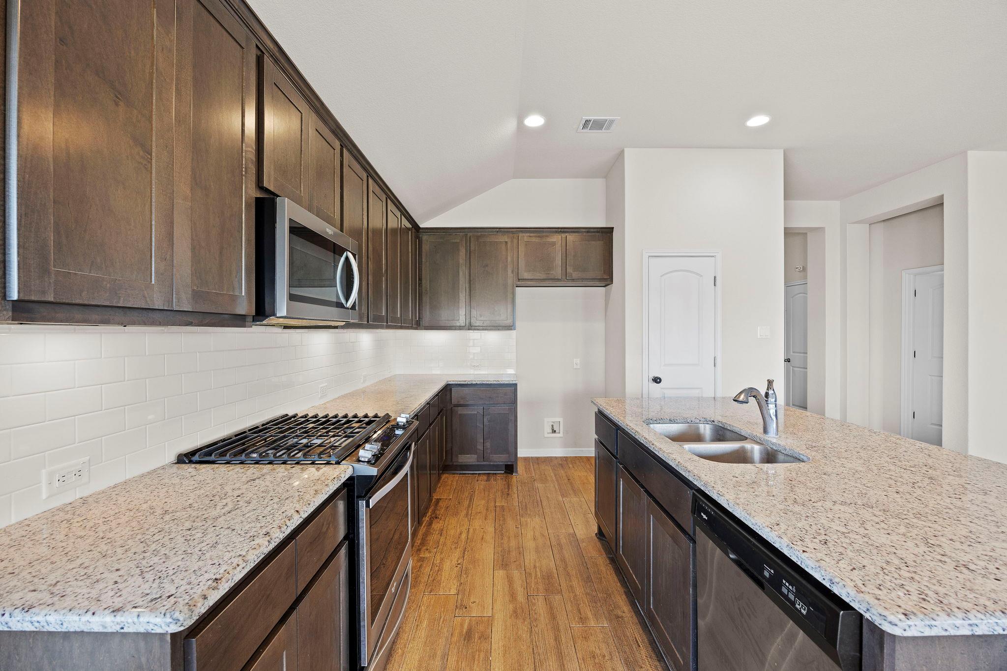 131 Mount Ellen St # 1, Hutto, TX 78634