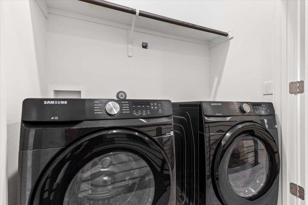 2516 Simond Ave # D, Austin, TX 78723