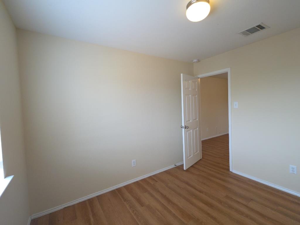 204 Ruby Lake Dr, Kyle, TX 78640