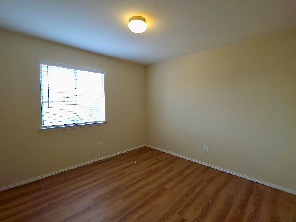 204 Ruby Lake Dr, Kyle, TX 78640