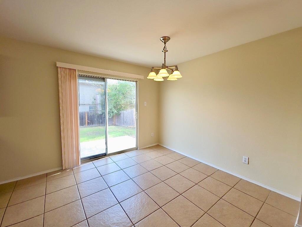 204 Ruby Lake Dr, Kyle, TX 78640