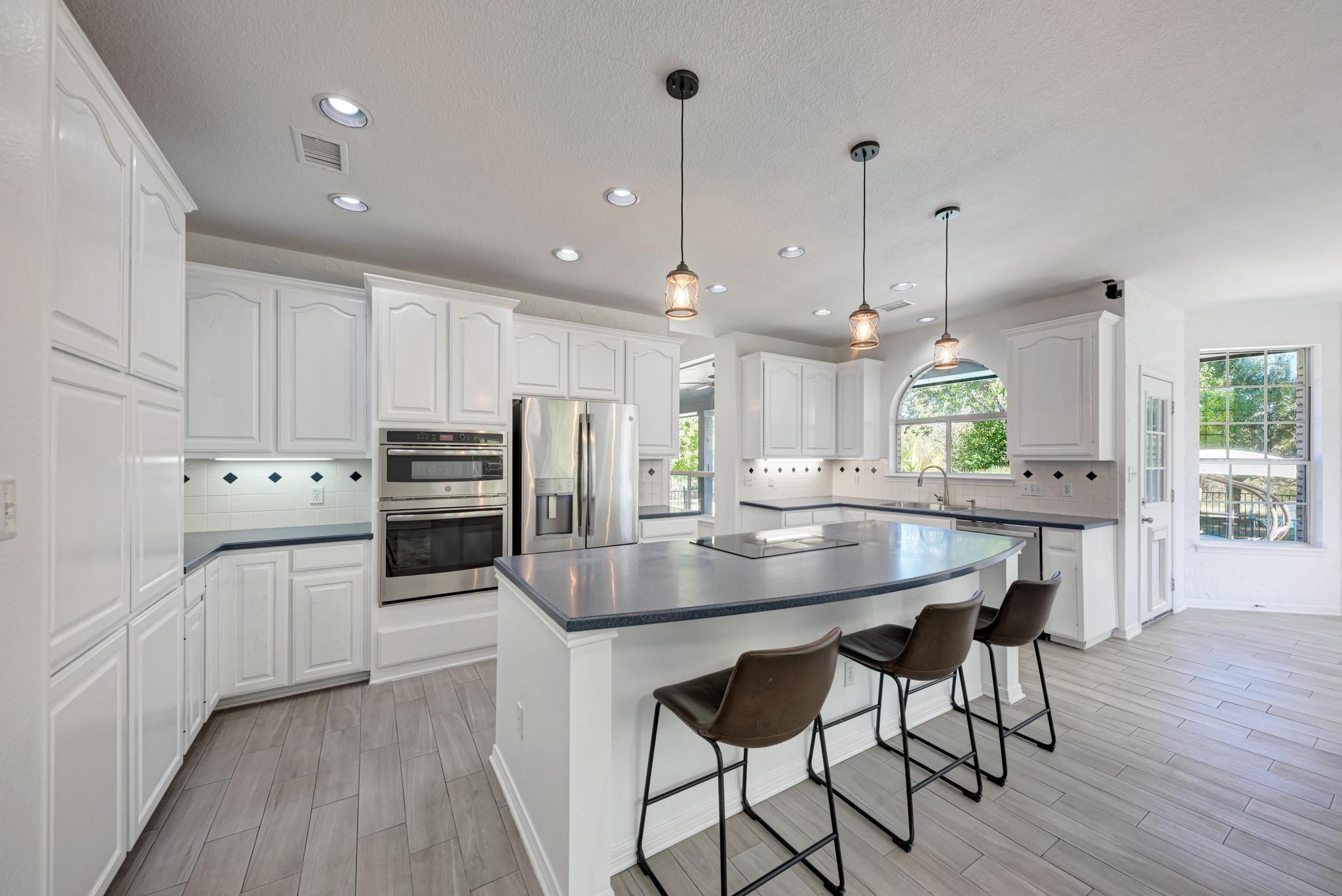 3300 Onion Hollow Cv, Austin, TX 78739