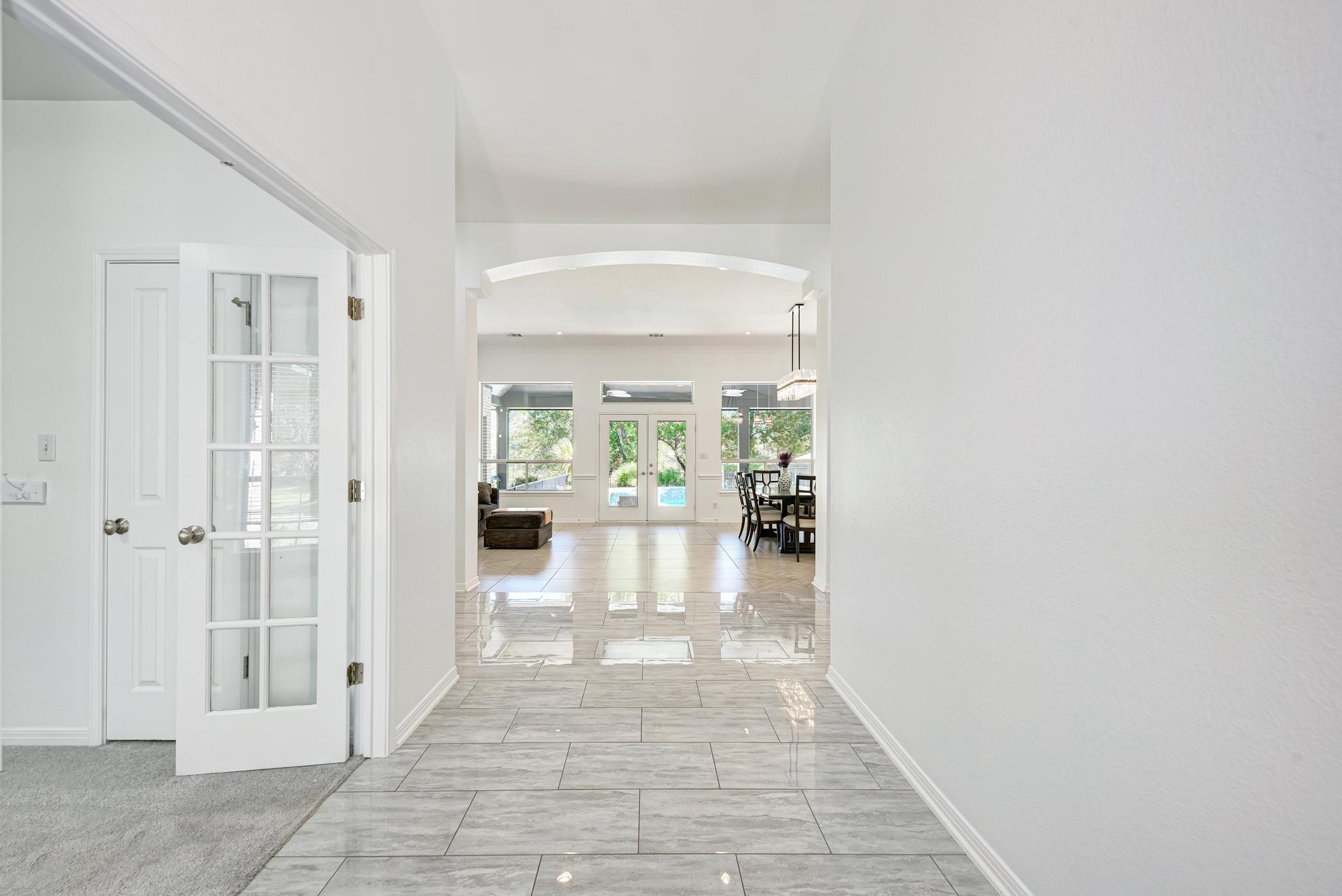 3300 Onion Hollow Cv, Austin, TX 78739