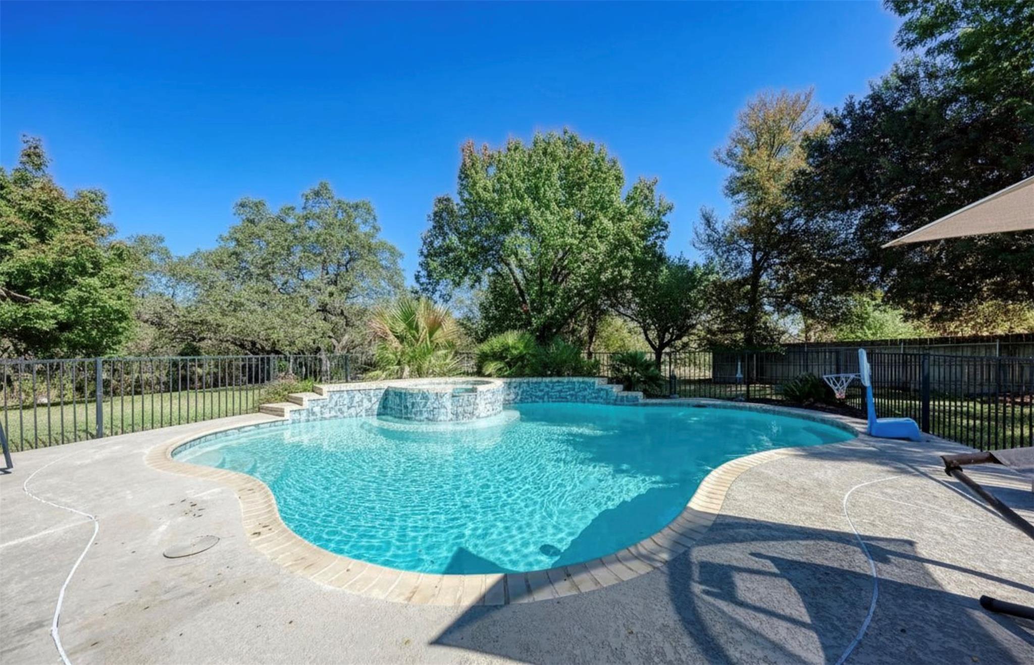 3300 Onion Hollow Cv, Austin, TX 78739