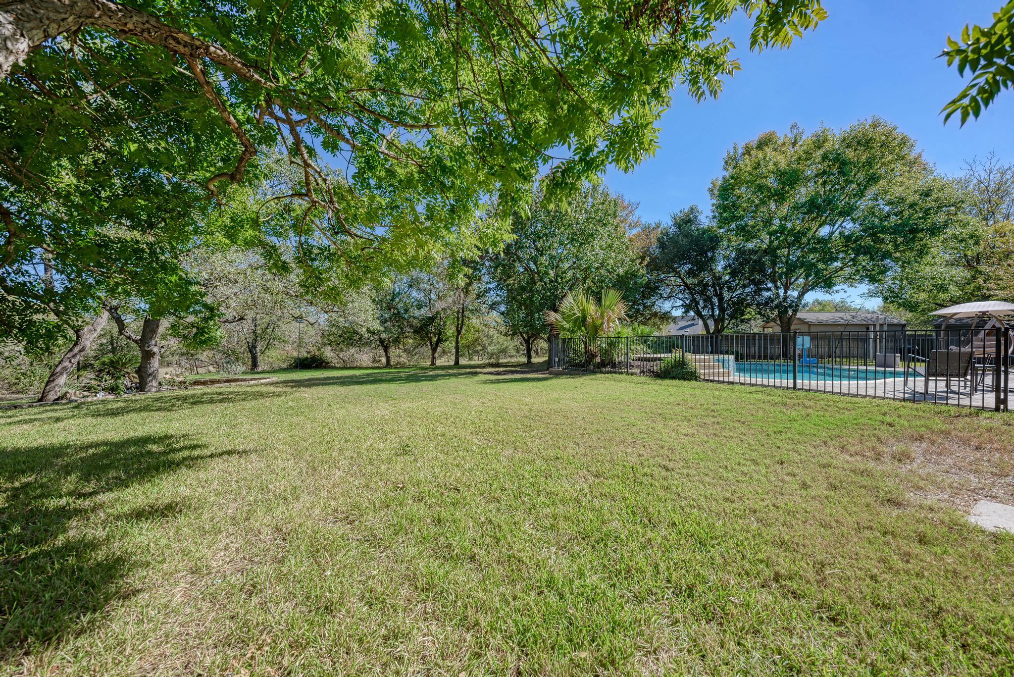 3300 Onion Hollow Cv, Austin, TX 78739